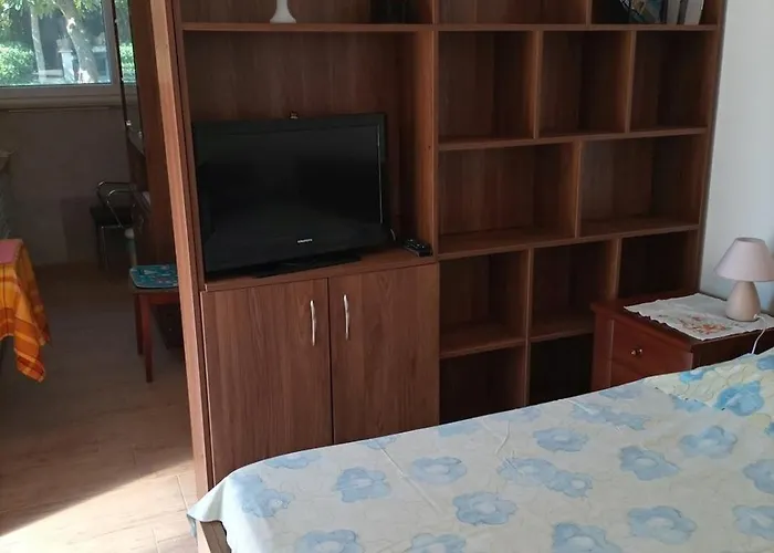 4222-3 For 2 Pers In